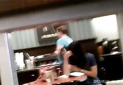 Babe Jerks fim sec gai xinh off tinh ranh với sexy chân