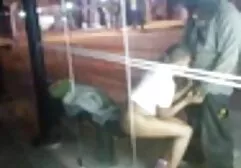 Tôi ngồi xuống với một cái mông đàn hồi phim sec girl xinh trên một dương vật