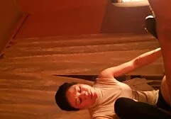 Chủ nhân phim sec gai nung lon bắt người giúp việc bú cặc của anh ấy
