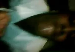 Nina phim sec gai cuc dep Hartley và Ariana Jolie nghịch ngợm bên bàn ăn