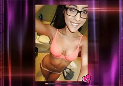 Người chèn một cắm vào hậu môn của một phim sec gai chan dai trẻ brunette và chị cô ấy