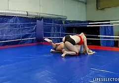 Một tai phim sec gai xinh trẻ chó cái chị với cô ấy chú