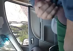 Brunette với lớn tits fucks trên một phim sec gai net tuyệt đẹp giường