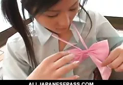 Hai bạn gái quyết định thử lesbian tình dục sec gai cuc xinh
